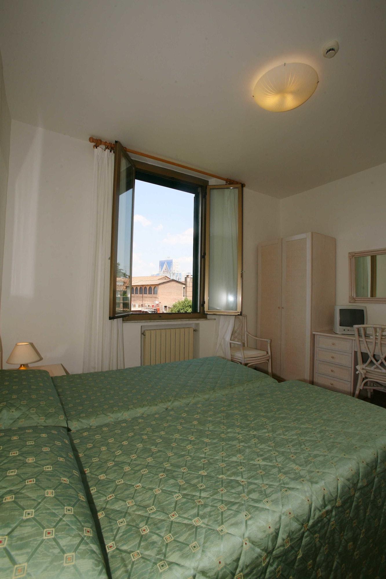 B&B Duomo เซียนา ภายนอก รูปภาพ